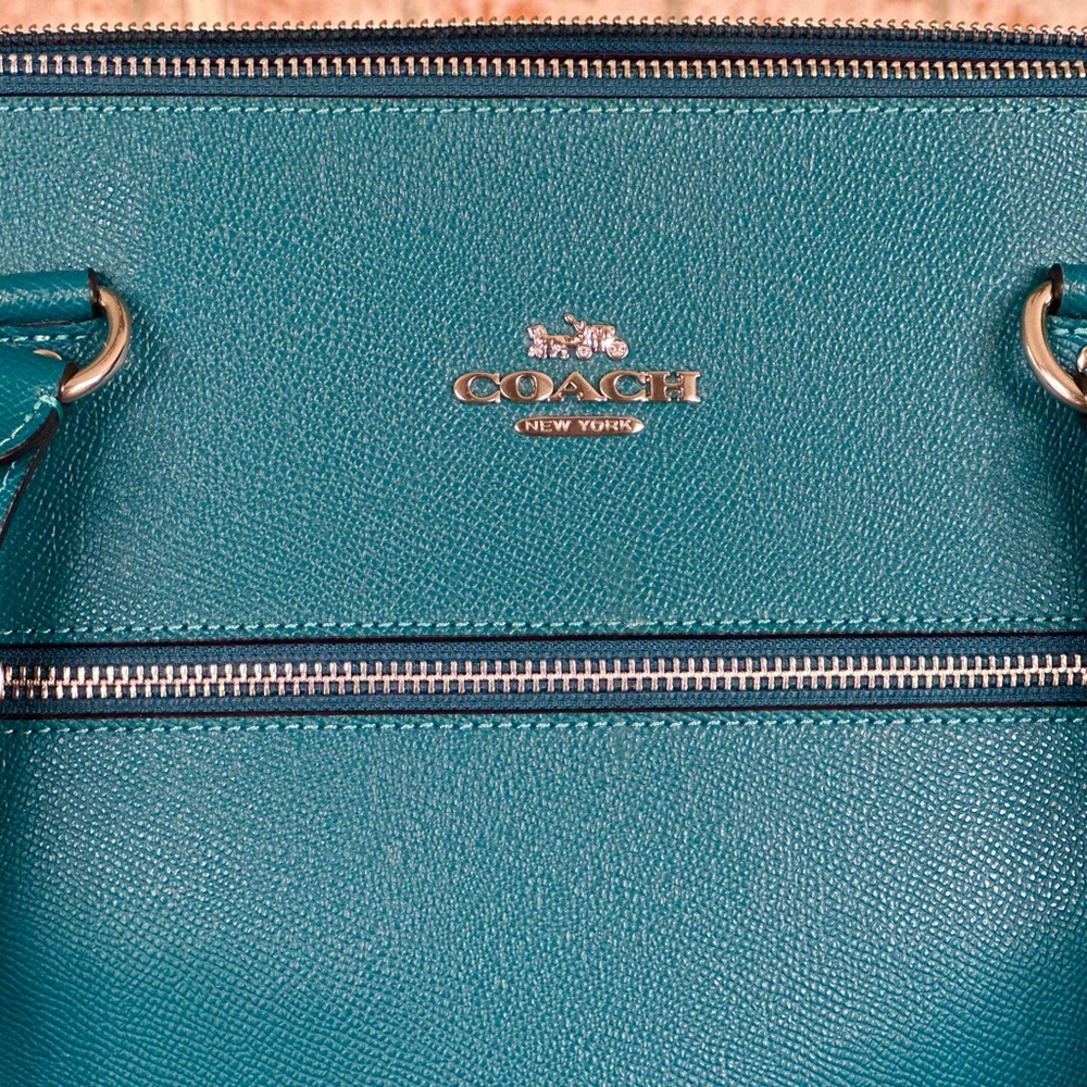 Coach Handbag - Picture 2 of 5